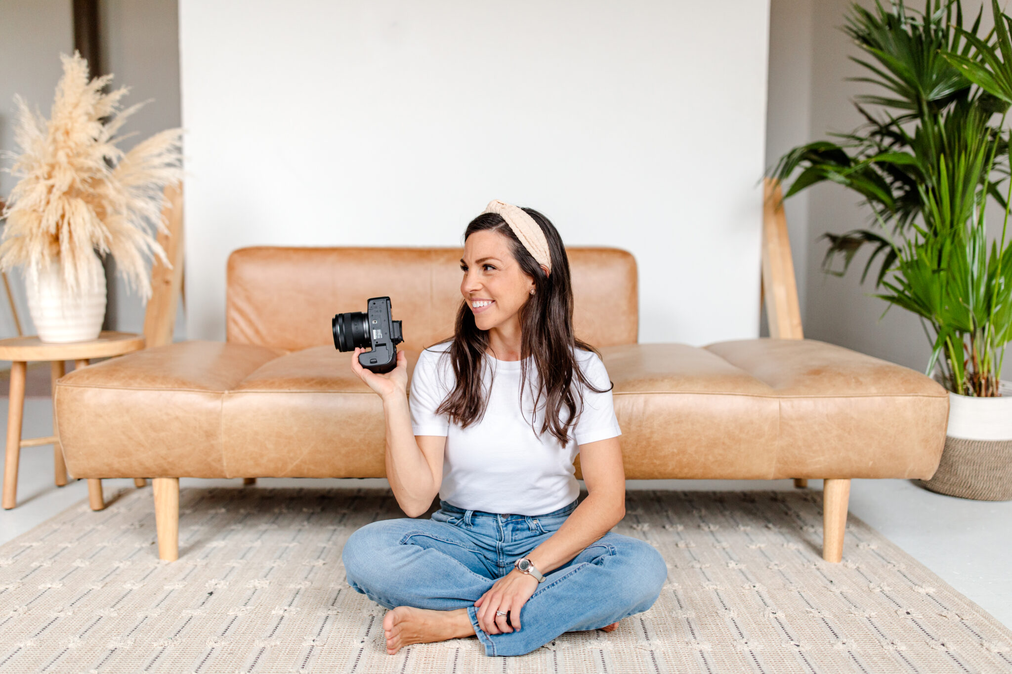 Building an Associate Photographer Team with Amanda Rai - Jade Boyd Co.